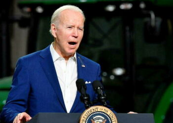 بايدن يستخدم كلمة “إبادة جماعية” لتوصيف ما يحصل في أوكرانيا