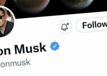 ماسك يجري محادثات لتوفير تمويل عرض الاستحواذ على تويتر