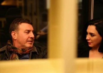 سلاف فواخرجي تعلن إنفصالها عن زوجها