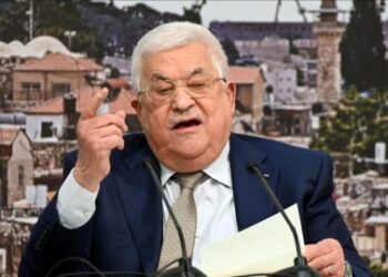 خلال مراسم التأبين الرئيس عباس يُحمل إسرائيل المسؤولية الكاملة عن موت شيرين أبو عاقلةويؤكد لن نقبل المشاركة في التحقيق وسنذهب فورا إلى محكمة الجنائية الدولية