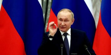 بوتين: ترشح السويد وفنلندا لعضوية الناتو لا يهدد روسيا لكنه سيدفعها للرد على عمليات الإنتشار العسكري