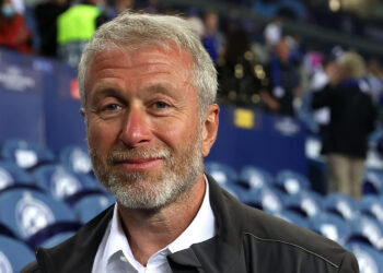 مجموعة يقودها مستثمر أمريكي تشتري تشيلسي مقابل 3 مليار دولار