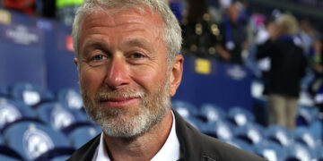 مجموعة يقودها مستثمر أمريكي تشتري تشيلسي مقابل 3 مليار دولار