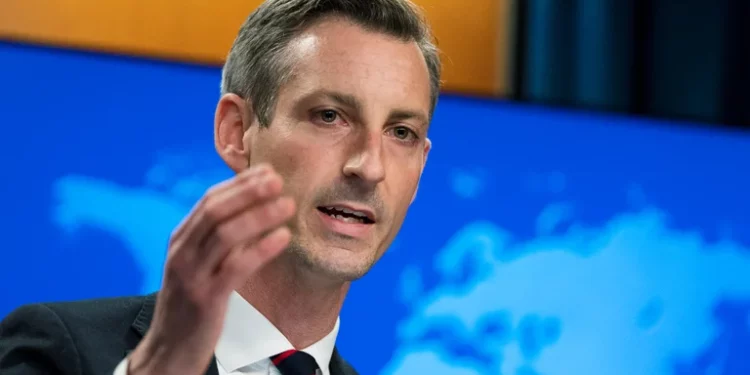 واشنطن تدين وتدعو إسرائيل إلى تحقيق “شفاف” حول مقتل الصحافية الفلسطينية شيرين أبو عاقلة