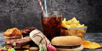 وجبات طعام قد تؤدي إلى تسريع شيخوخة الجسم