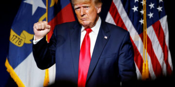 التايمز.. ترامب: تفاصيل سرية عن أسلحة نووية لدولة أجنبية كانت ضمن الوثائق المخزونة في منزله