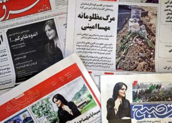 الإحتجاجات تتسع بإيران ومدن جديدة تدخل على خط الأزمة وإرتفاع أعداد القتلى .. رئيسي يُحذر من الفوضى والحرس الثوري يحاول التهدئة