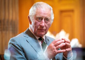 ملك بريطانيا الجديد يتعهد بخدمة وطنه واحترام الدستور