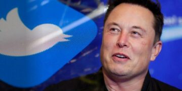 ماسك يؤجل شراء موقع “تويتر” في انتظار خطاب بوتين !!!