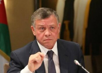 عاهل الأردن يحذر أن “السلام بعيد المنال” في الصراع الفلسطيني الإسرائيلي ويدعو لتحقيق حل الدولتين.. وعباس يبحث مع الملك عبد الله تطورات القضية الفلسطينية