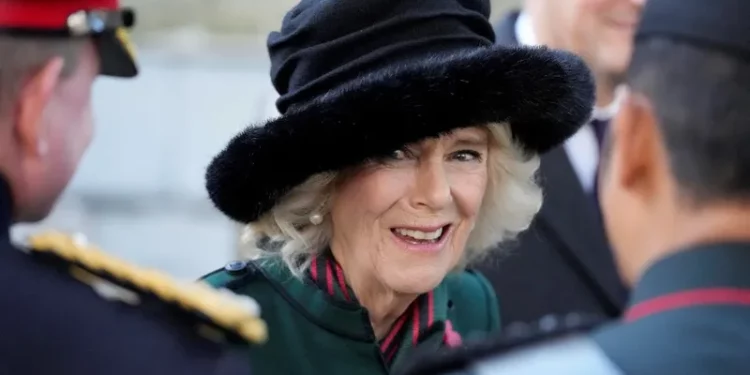 من وصفها- بالكلبة – إلى إعلانها عقيلة للملك..كاميلا تخرج من ظل ديانا