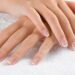 وصفات طبيعية للعناية بالأظافر