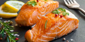 تعرف على الفوائد المذهلة لسمك السلمون