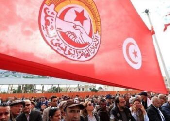 الحكومة التونسية والإتحاد العام للشغل يتفقان على زيادة أجور القطاع العام