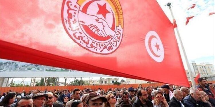 الحكومة التونسية والإتحاد العام للشغل يتفقان على زيادة أجور القطاع العام
