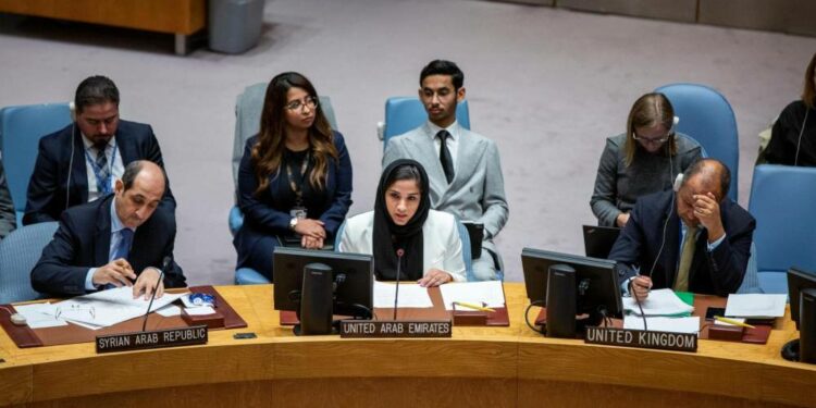 الإمارات تأسف لفتور الجهود الدبلوماسية لإنهاء الأزمة السورية