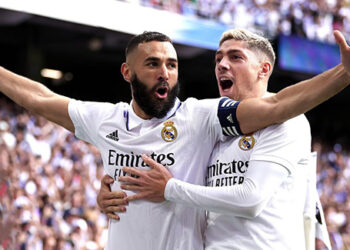 ريال مدريد يحسم «كلاسيكو الأرض» بثلاثية أمام برشلونة