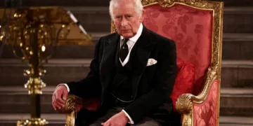 إندبندنت: الملك تشارلز يخطط لتقليص حفل تتويجه وسط أزمة غلاء المعيشة