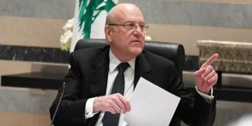 الرئيس اللبناني يشن هجومًا حادًا على ميقاتي وفريقه ويتهمهم بعدم الإستعداد لتشكيل حكومة وعدم التعامل بنفس المعايير مع الأحزاب ويقول : حاربت الفساد وجلبت الأعداء !!