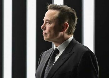 تويتر ستبدأ تسريح الموظفين …!!!