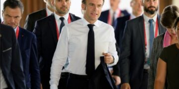 ماكرون: الفرنسية تراجعت في المغرب العربي وعلينا إستعادة مكانتها.. والمنظمة الفرنكوفونية تشيد بتنظيم تونس لقمتها