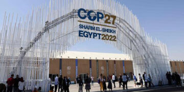 قادة العالم يتوافدون إلى مؤتمر المناخ في شرم الشيخ.. ضغوط هائلة لتعزيز التعهدات ودعم الدول الفقيرة