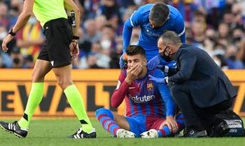 بعد مشكلته مع شاكيرا.. بيكيه يعلن اعتزال كرة القدم