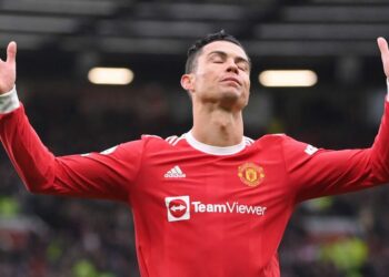 رونالدو : مانشستر يونايتد خانني.. ولا أحترم تن هاغ