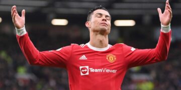 رونالدو : مانشستر يونايتد خانني.. ولا أحترم تن هاغ