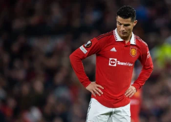 رسمي.. رونالدو يغادر مانشستر يونايتد