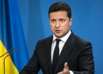 زيلينسكي قلص شروطه للتفاوض مع روسيا إلى 5 بضغط من واشنطن