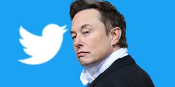 إيلون ماسك يعلن عن رسم شهري مقداره 8 دولارات للحسابات الموثقة في تويتر