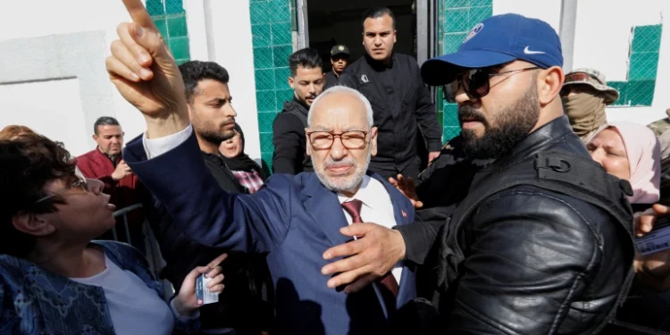 القضاء التونسي يستنطق الغنوشي في قضية “التسفير لبؤر التوتر”