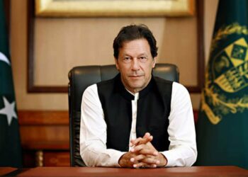 رئيس الوزراء الباكستاني السابق عمران خان في حالة مستقرة بعد “محاولة إغتيال” واضحة