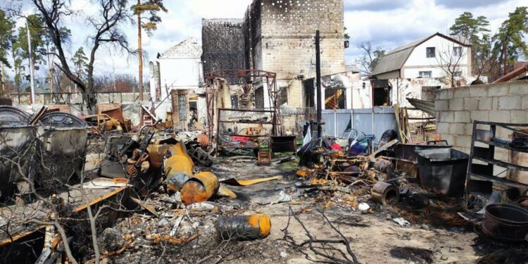 زيلينسكي يتحدث عن خسائر روسية “فادحة” بشرق أوكرانيا وإشتداد الهجمات على دونيتسك والقتال العنيف يستمر بالجنوب