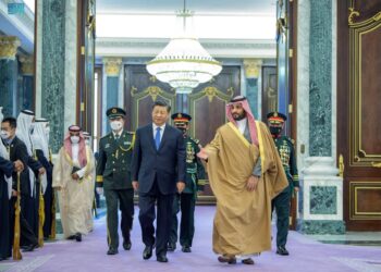 ولي العهد السعودي والرئيس الصيني يعقدان جلسة مباحثات رسمية.. وتوقيع مذكرة تفاهم بشأن الهيدروجين.. وإتفاق سعودي صيني على عقد قمة بين القيادتين كل عامين