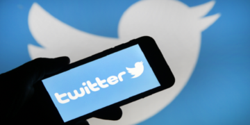 أنباء عن سرقة بيانات 400 مليون مستخدم لمنصة تويتر