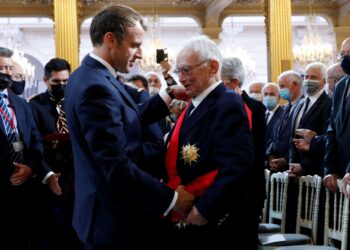 فرنسا تطلق جائزة لمكافأة عمل فكري أو فني تناول الحركيين