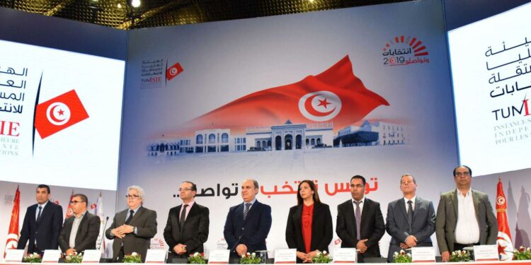 عاجل| الهيئة المستقلة للانتخابات التونسية: أكثر من مليون و25 ألف ناخب أدلوا بأصواتهم في الانتخابات التشريعية، ونسبة الإقبال 11.22%