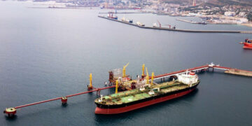 إستجابةً لعُقوبات الاتحاد الأوروبي.. تركيا تعترض طريق ناقلات النفط القادمة من روسياوكازاخستان تعبر مضائقه من البحر الأسود بُدون وثيقة تأمين