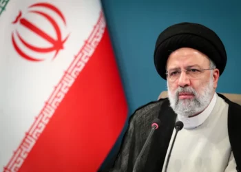 الرئيس الإيراني يشيد “بالحريات”.. والمدعي العام يعلن عن مراجعة لقانون الحجاب ويؤكد أن “وسائل لتطبيق الدستور يمكن أن تكون مرنة”