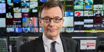 رئيس سكاي نيوز يستقيل بعد 17 عاما على رأس المحطة البريطانية