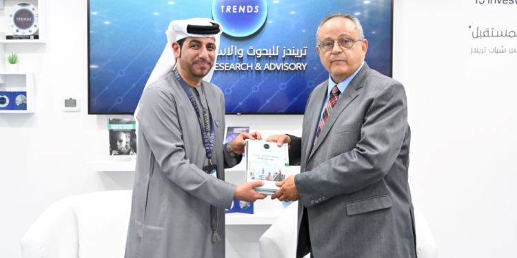 مدير مكتبة الإسكندرية وخلال زيارته للمركز .. يشيد بجهود “تريندز ” البحثية العالمية وجهوده لنشر فكر التسامح