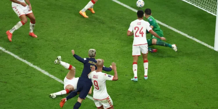 شكوى فرنسية إلى “فيفا” بسبب مباراة تونس