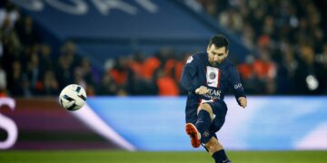 الخليفي: سان جيرمان يبحث عقد ميسي بعد كأس العالم