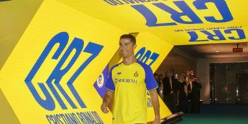 وظيفة متعلقة برونالدو يتقدم لها ألف شخص خلال ساعات