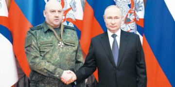 بوتين: لن نستسلم لمحاولات الغرب تدمير روسيا ولن نحيد عن الإنتصار على أوكرانيا 