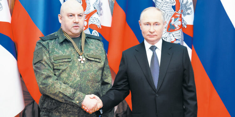 بوتين: لن نستسلم لمحاولات الغرب تدمير روسيا ولن نحيد عن الإنتصار على أوكرانيا 