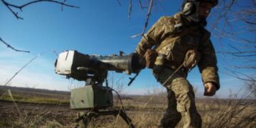 موسكو تقول إنّ استخدام جنودها هواتفهم النقالة في ماكيفكا هو “السبب الرئيس” لإستهدافهم وإرتفاع حصيلة القتلى إلى 89 قتيلاً