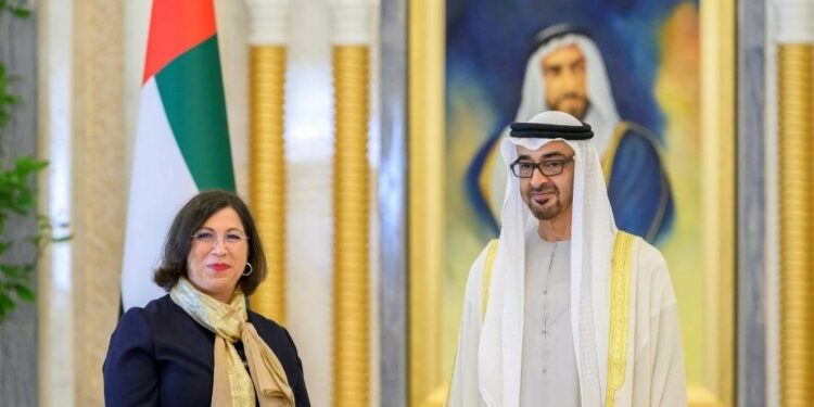 سفيرة سلوفينيا بدولة الإمارات العربية المتحدة نتاليا المنصور : أشتغل منذ 20 سنة كدبلوماسية وأفتخر أنني أمثل بلدي كسفيرة دولة سلوفينيا بدولة الإمارات